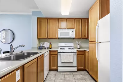 5201 Laguna Oaks Drive #13, Elk Grove, CA 95758 - Photo 14
