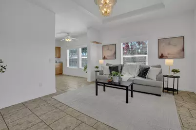 Queen Way #29, Livingston, CA 95334 - Photo 12
