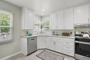 1342 61st St, Sacramento, CA 95819 - Photo 24