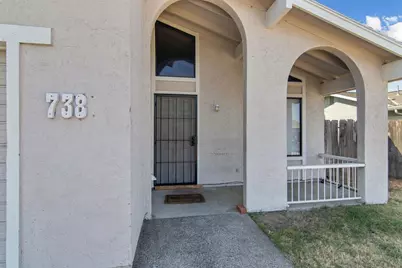 738 Evergreen Way, Manteca, CA 95336 - Photo 4
