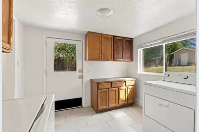 7628 Kensington Drive, Citrus Heights, CA 95610 - Photo 24