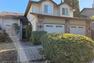 111 Seergreen Way, Folsom, CA 95630 - Photo 2