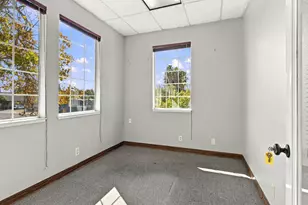 411 W 11th St, Tracy, CA 95376 - Photo 34