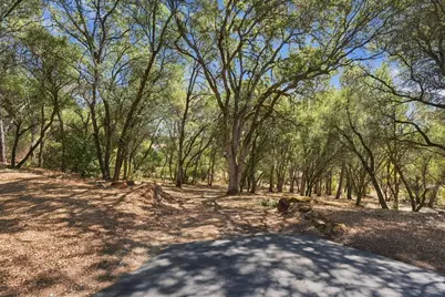 21400 Oak Grove Court, Grass Valley, CA 95949 - Photo 6