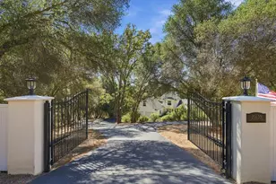 21400 Oak Grove Ct, Grass Valley, CA 95949 - Photo 2
