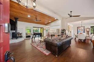 201 Silver Spur Ct, Folsom, CA 95630 - Photo 2