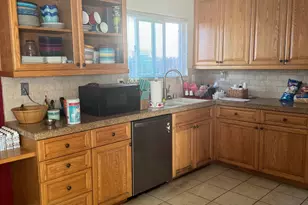9647 La Nuez Dr, Elk Grove, CA 95624 - Photo 2