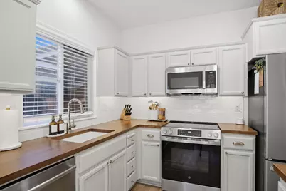 2186 Typhoon Court, Turlock, CA 95380 - Photo 12