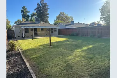 2377 Irvin Way, Sacramento, CA 95822 - Photo 20