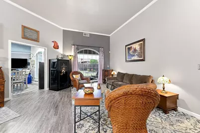8634 Wilmot Court, Elk Grove, CA 95624 - Photo 2