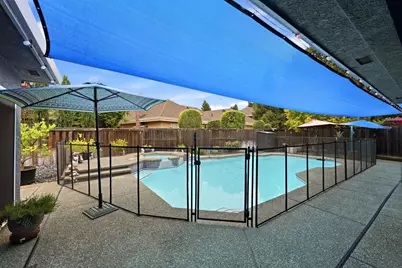 8634 Wilmot Court, Elk Grove, CA 95624 - Photo 38