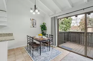 2238 Woodside Ln, Sacramento, CA 95825 - Photo 8