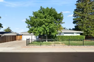 6841 Shalimar Way, Citrus Heights, CA 95621 - Photo 2