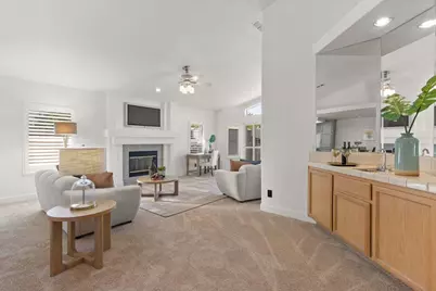 4921 Hidden Meadow Way, Antelope, CA 95843 - Photo 4