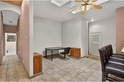 8879 Sunset Avenue, Fair Oaks, CA 95628 - Photo 4