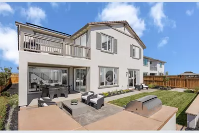 17173 Coral Tree Lane, Lathrop, CA 95330 - Photo 2