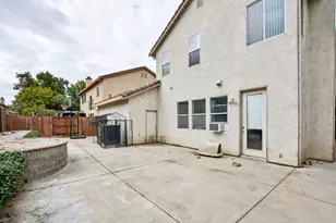 2029 Bastona Dr, Elk Grove, CA 95758 - Photo 28
