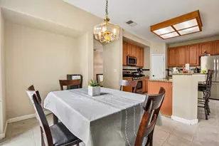 2029 Bastona Dr, Elk Grove, CA 95758 - Photo 8