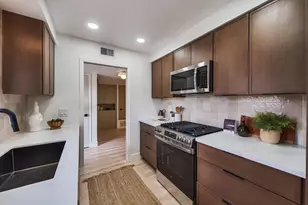 1339 Palomar Cir, Sacramento, CA 95831 - Photo 8