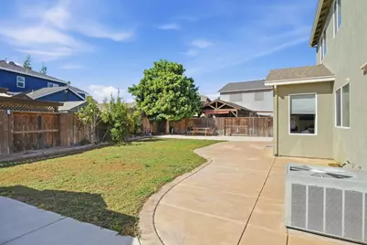 4185 Pathway Lane, Turlock, CA 95382 - Photo 32