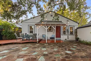 2813 27th St, Sacramento, CA 95818 - Photo 48