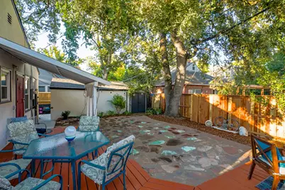 2813 27th Street, Sacramento, CA 95818 - Photo 40