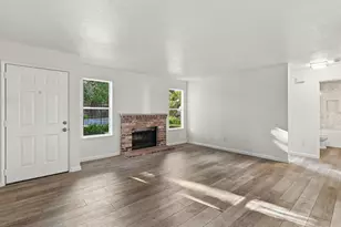 9101 Newhall Dr, Sacramento, CA 95826 - Photo 22