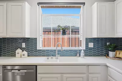 425 Sanderling Drive, Patterson, CA 95363 - Photo 16