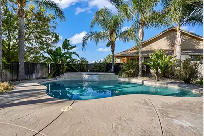 415 Parliament Way, Newman, CA 95360 - Photo 28
