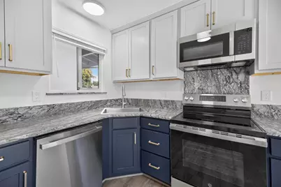 310 Coronado Way, Tracy, CA 95376 - Photo 6