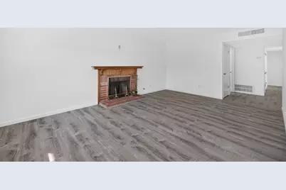 310 Coronado Way, Tracy, CA 95376 - Photo 10