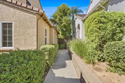 156 Talmont Cir #156, Roseville, CA 95678 - Photo 2