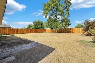 2183 Gold Leaf Way, Olivehurst, CA 95961 - Photo 24