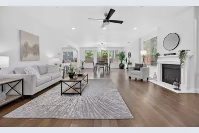 7 Triumph Court, Sacramento, CA 95831 - Photo 18