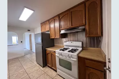 5550 40th Ave, Sacramento, CA 95824 - Photo 6
