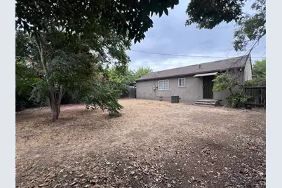 5550 40th Ave, Sacramento, CA 95824 - Photo 16