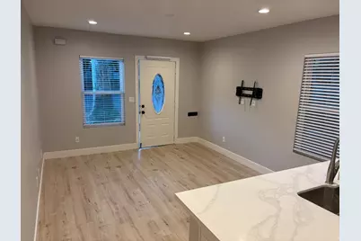 209 Alhambra Boulevard, Sacramento, CA 95816 - Photo 6