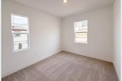 16207 Sculptor Avenue, Lathrop, CA 95330 - Photo 8