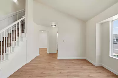 2025 Hearthstone Lane, Modesto, CA 95355 - Photo 8