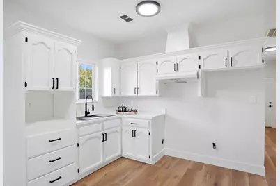 1300 N E Street, Livingston, CA 95334 - Photo 82