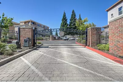 600 Moon Circle #627, Folsom, CA 95630 - Photo 2