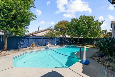 9059 Richborough Way, Elk Grove, CA 95624 - Photo 34
