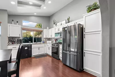 9059 Richborough Way, Elk Grove, CA 95624 - Photo 14