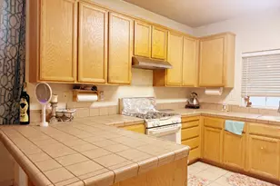 728 Chenin Blanc Ct, Los Banos, CA 93635 - Photo 14