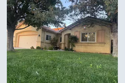 728 Chenin Blanc Court, Los Banos, CA 93635 - Photo 2