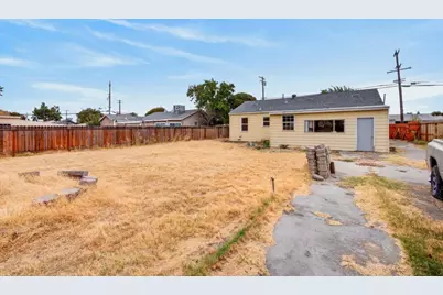 2671 Norwood Avenue, Sacramento, CA 95815 - Photo 14