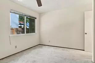 9 Rollingbrook Cir, Sacramento, CA 95833 - Photo 26