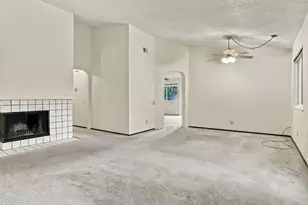 9 Rollingbrook Cir, Sacramento, CA 95833 - Photo 6