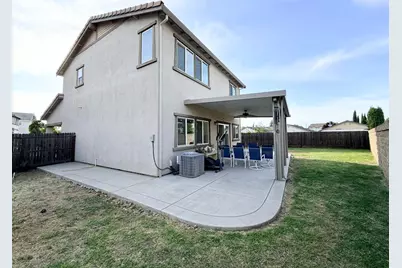8232 Kossum Way, Elk Grove, CA 95624 - Photo 34