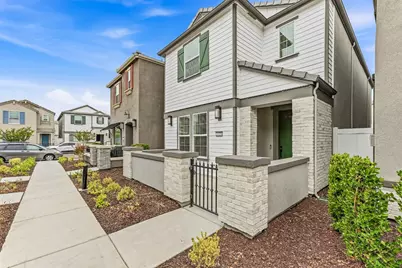 3523 Sparrow Court, West Sacramento, CA 95691 - Photo 4